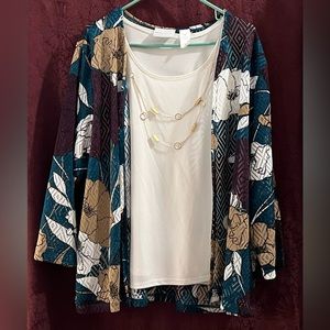 Alfred Dunner Blouse: Size: X-Large.